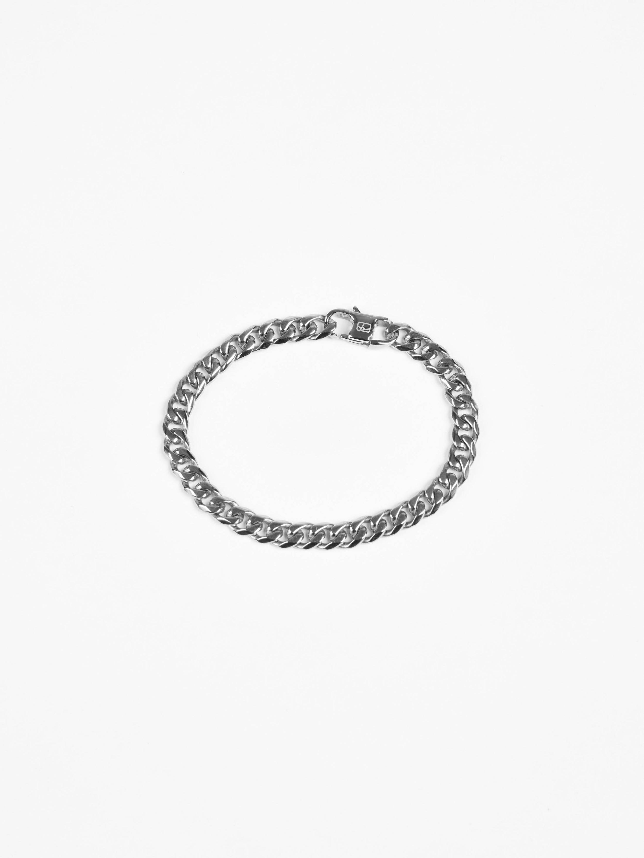B7/ Classic Curb Bracelet